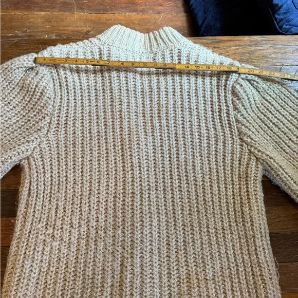 Super Chunky Vintage Cream Cardigan Sweater - Picture 13 of 13